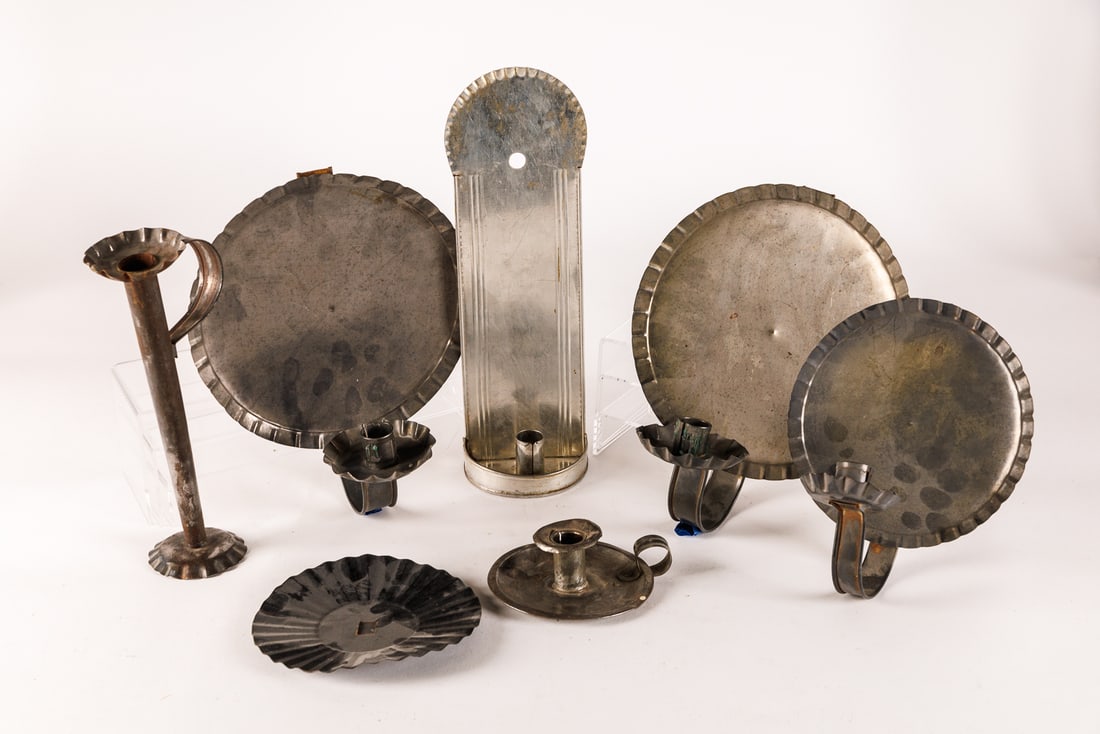 GROUP OF TIN ITEMS. (1 of 10)