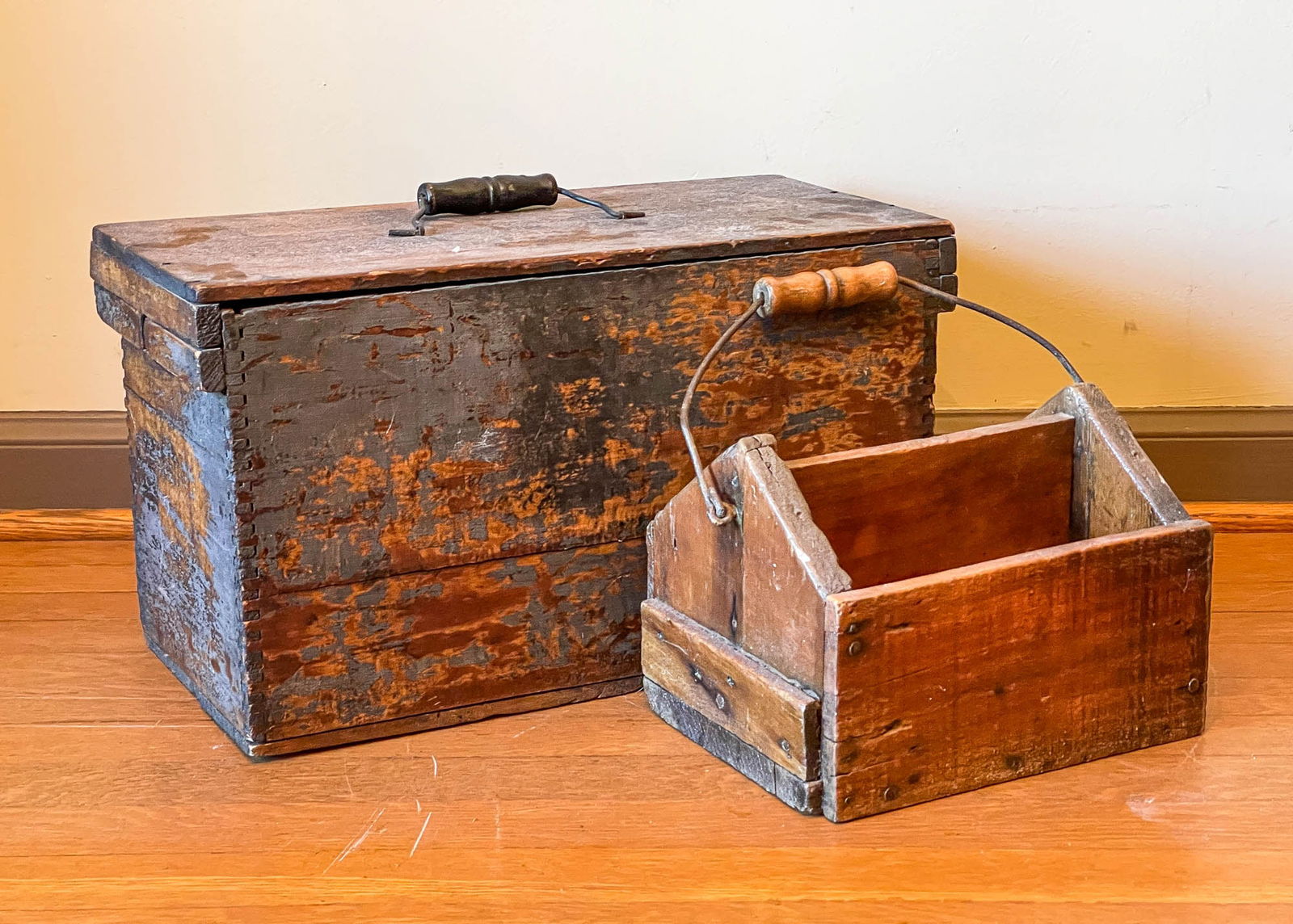 TWO HANDLED CARRIERS. (1 of 4)