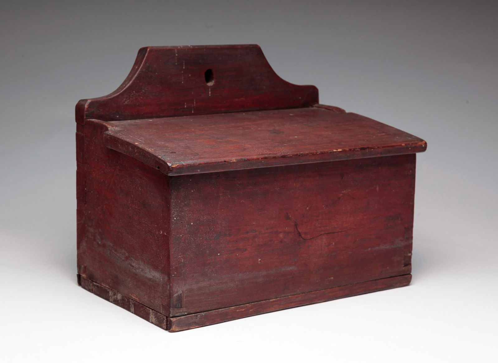 COUNTRY PAINTED WALL BOX. (1 of 5)