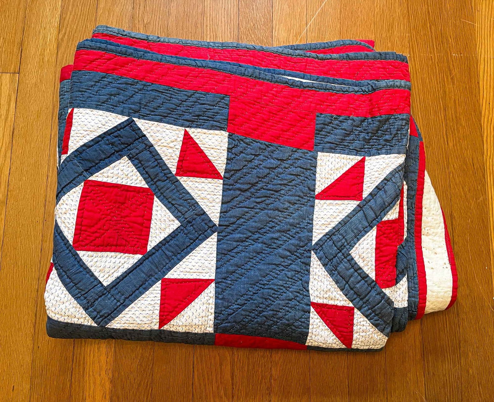 PIECE WORK QUILT. (1 of 3)