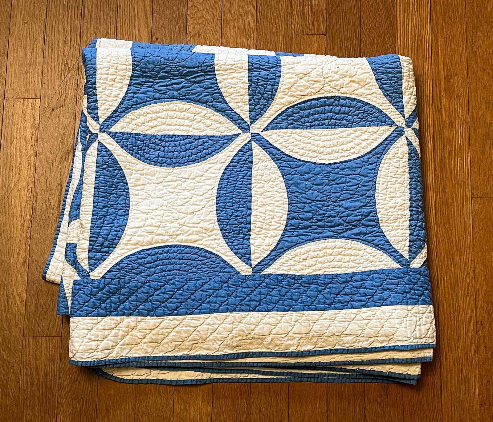 PIECE WORK QUILT. (1 of 2)