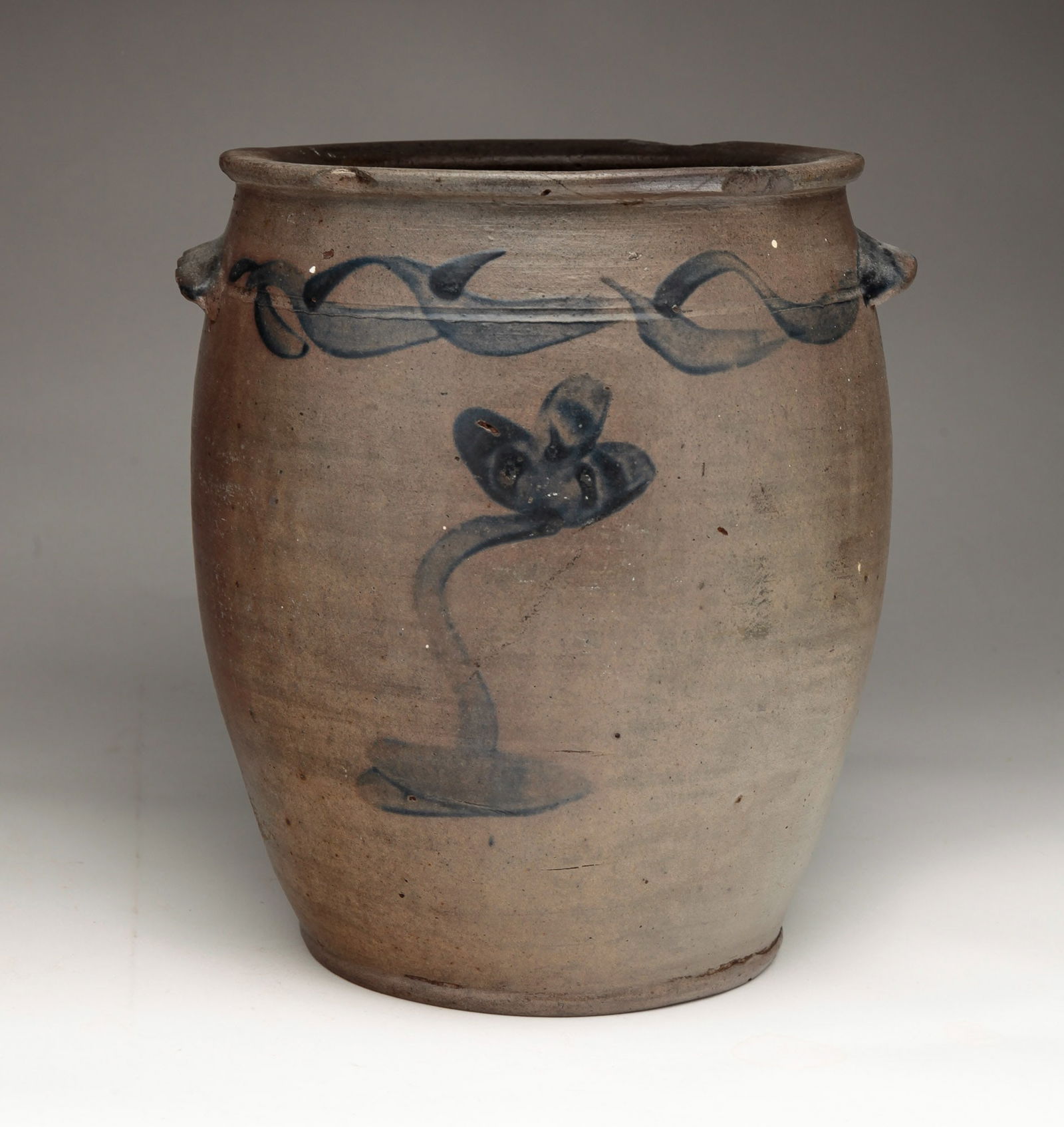 DECORATED STONEWARE JAR WITH HANDLES. (1 of 6)