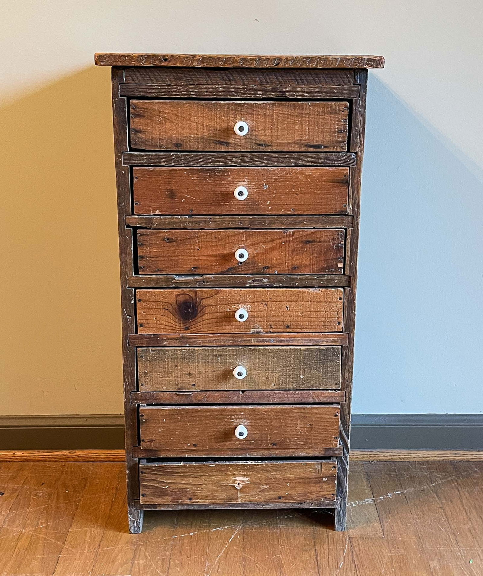 COUNTRY PRIMITIVE CASE OF DRAWERS. (1 of 5)