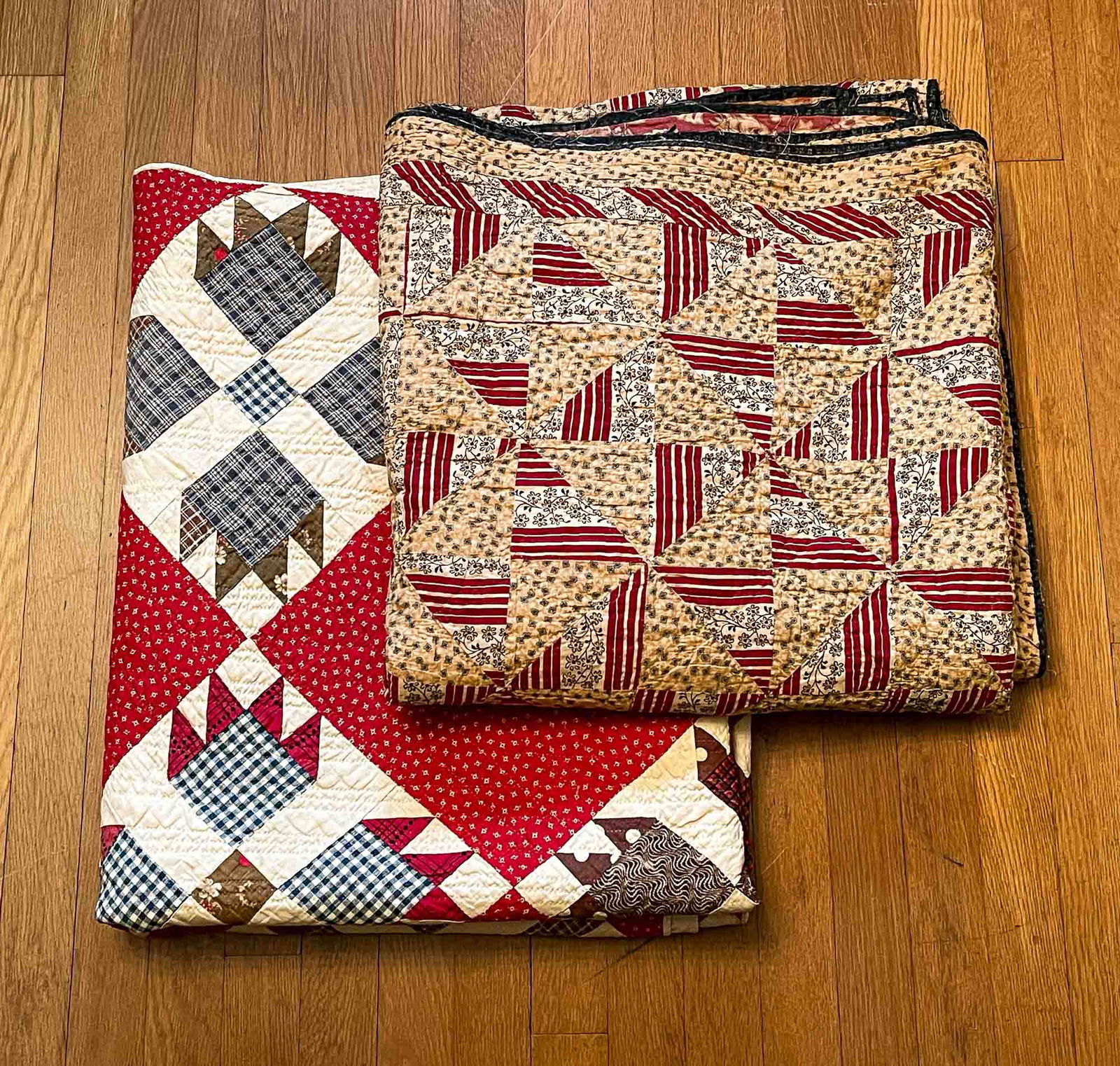 TWO PIECEWORK QUILTS. (1 of 5)