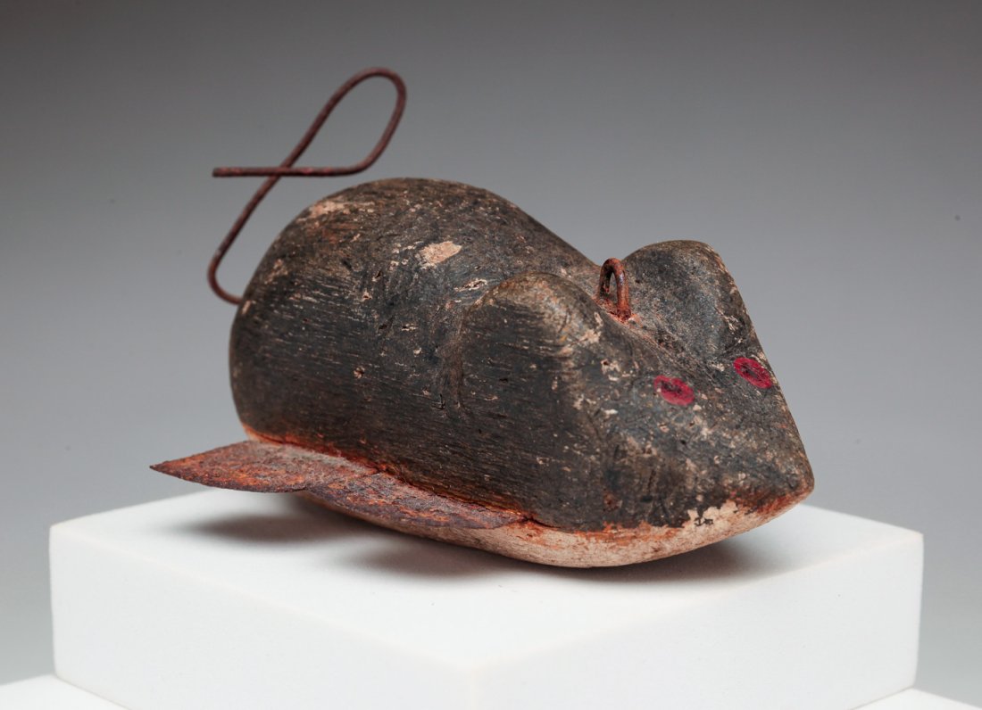 MOUSE ICE FISHING DECOY. (1 of 3)