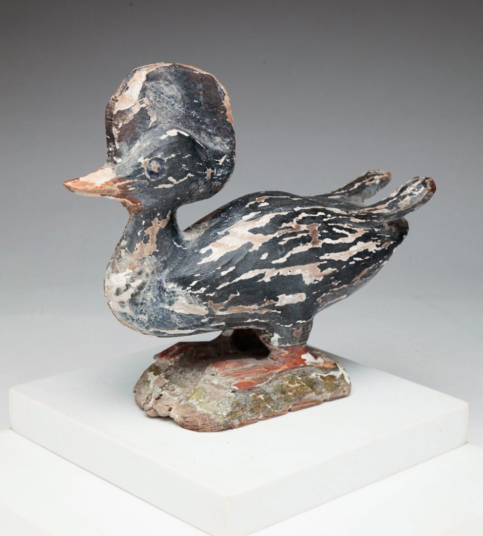 FOLK ART CARVED DUCK. (1 of 4)