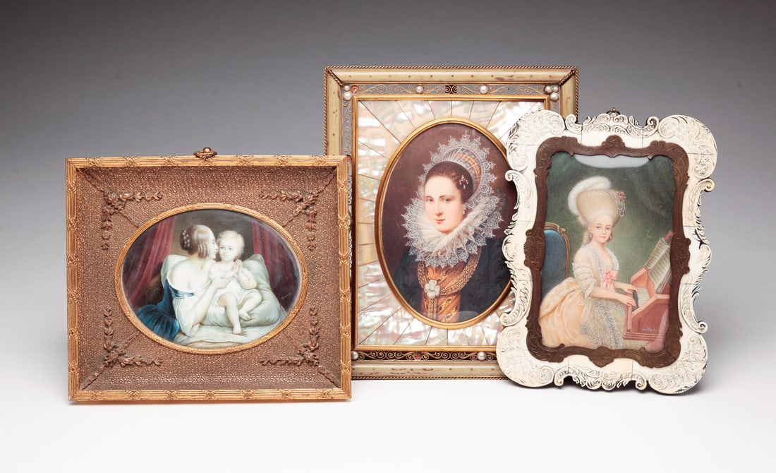 THREE EUROPEAN MINIATURE PORTRAITS. (1 of 5)