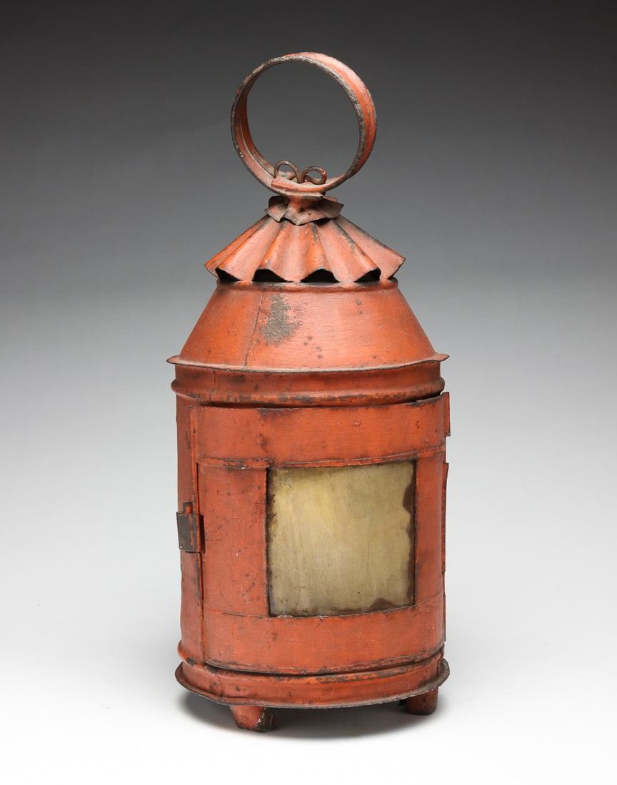 AMERICAN PAINTED TIN LANTERN. (1 of 4)