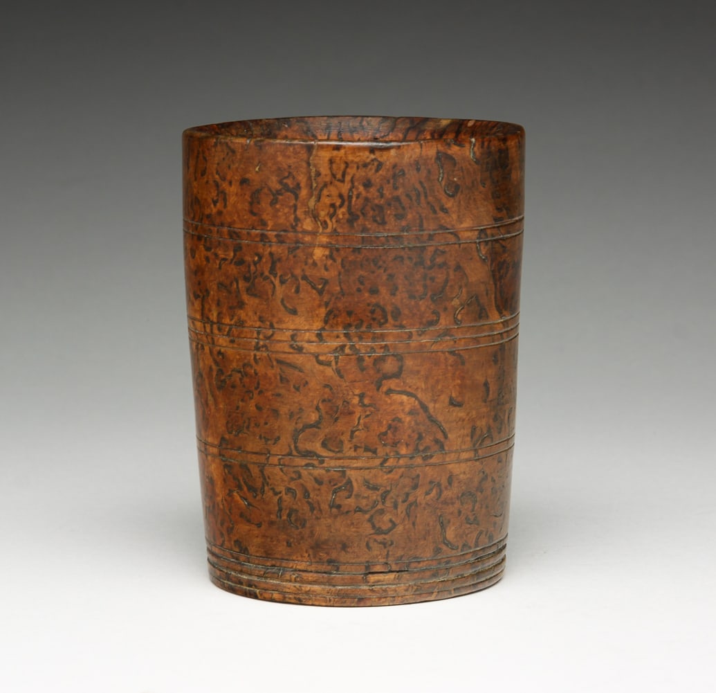 AMERICAN TREENWARE BURL CUP. (1 of 3)