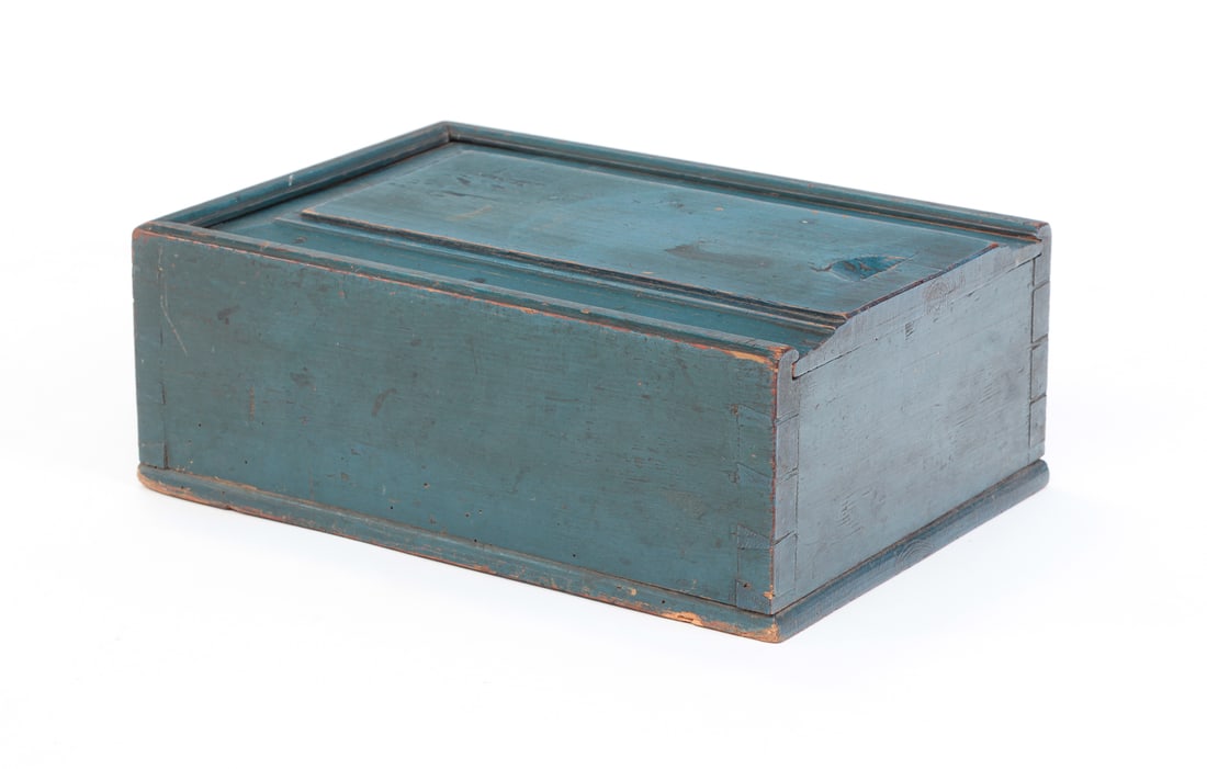 AMERICAN SLIDE LID BOX. (1 of 7)