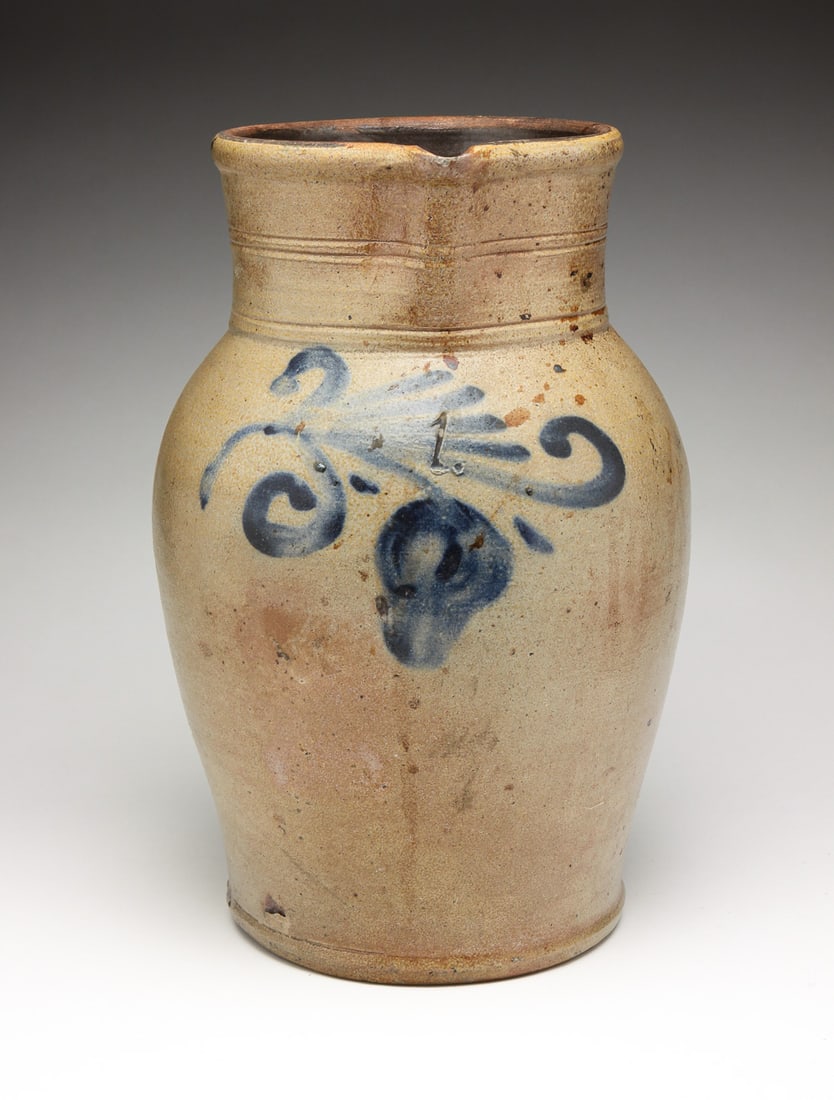 AMERICAN STONEWARE PITCHER. (1 of 7)