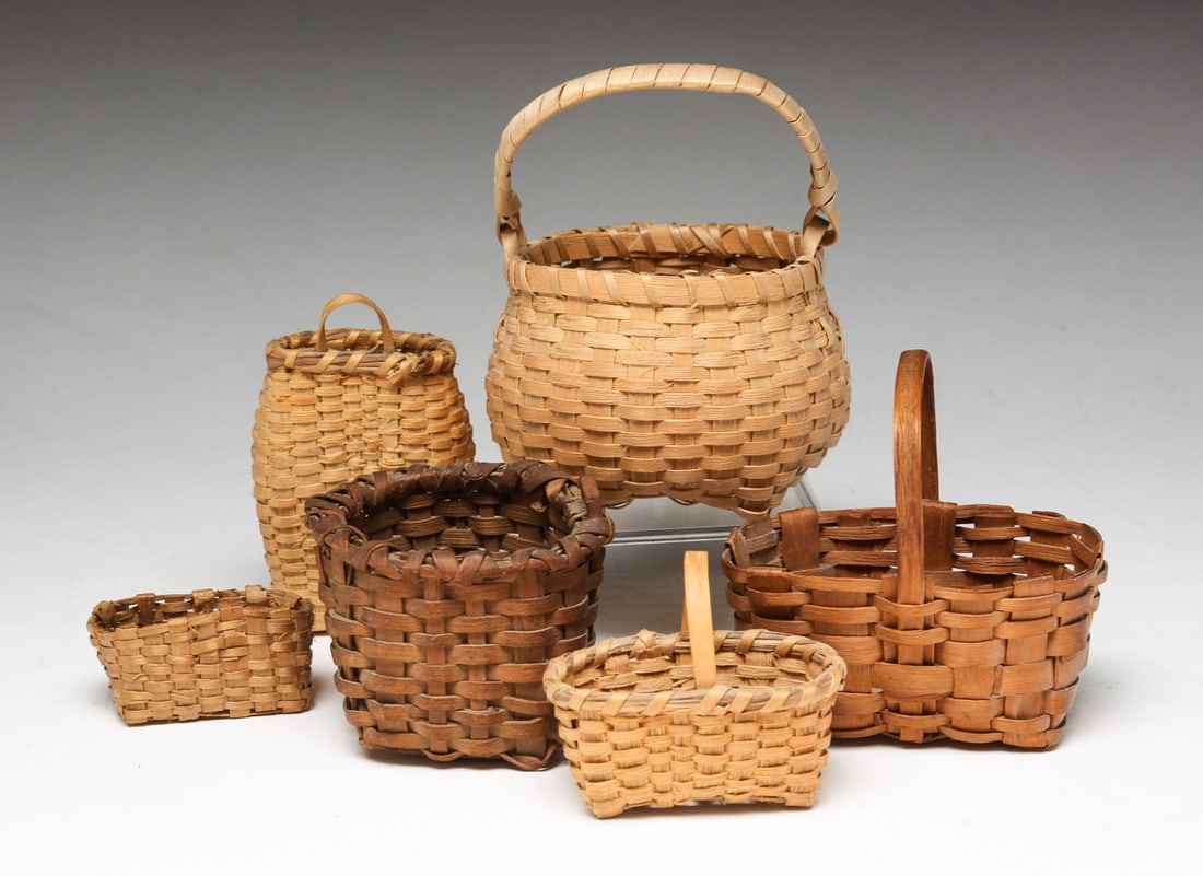 GROUP OF MINIATURE BASKETS. (1 of 7)