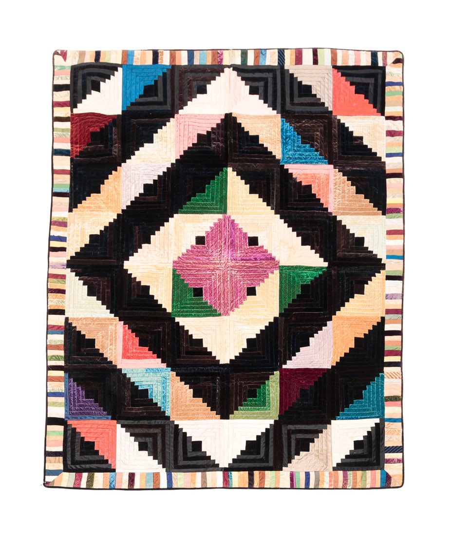 PIECED "LOG CABIN" QUILT. (1 of 5)