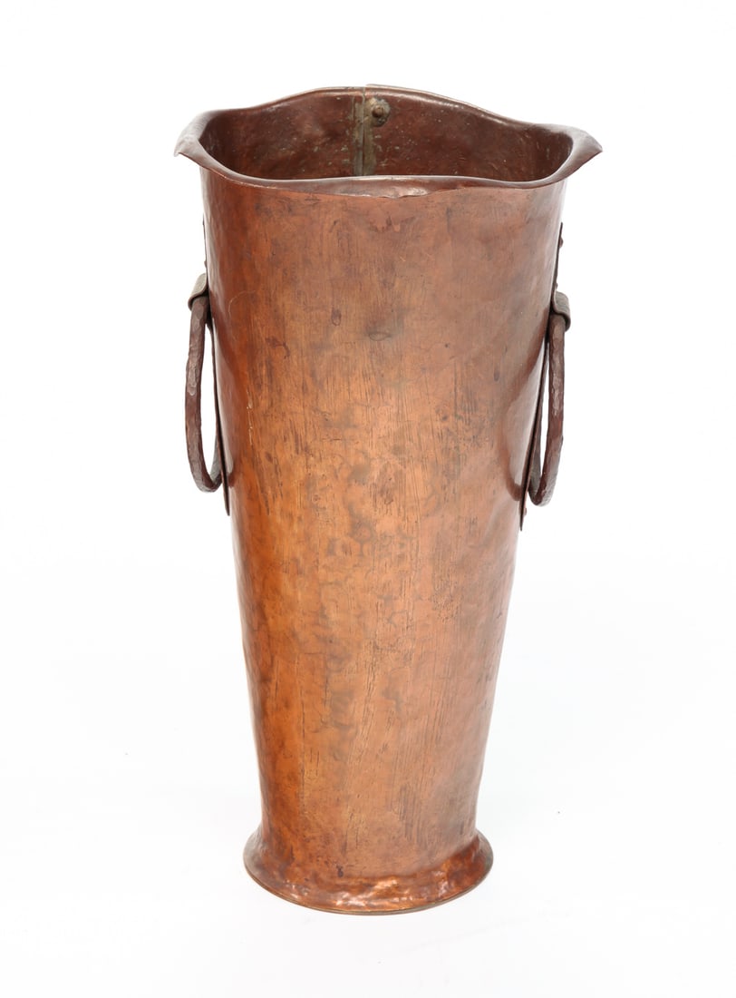 UTAH ARTS AND CRAFTS VASE. (1 of 6)