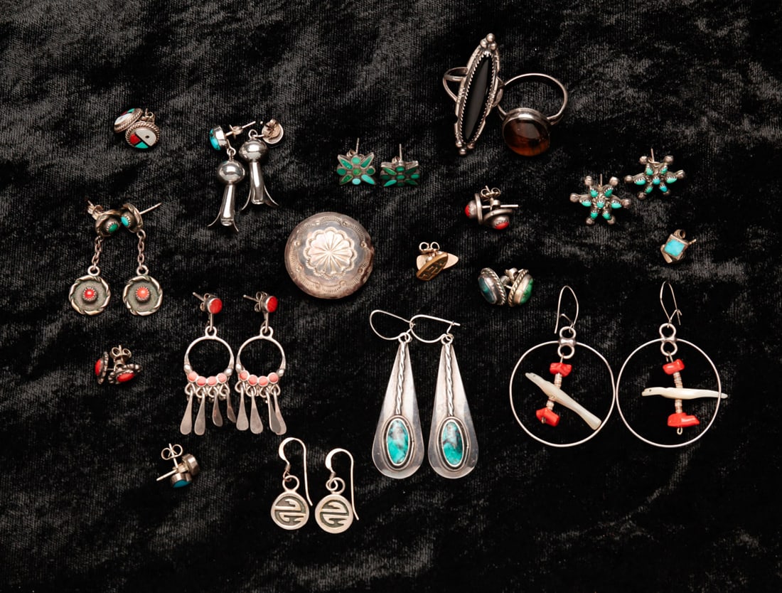 GROUP OF SILVER EARRINGS. (1 of 3)