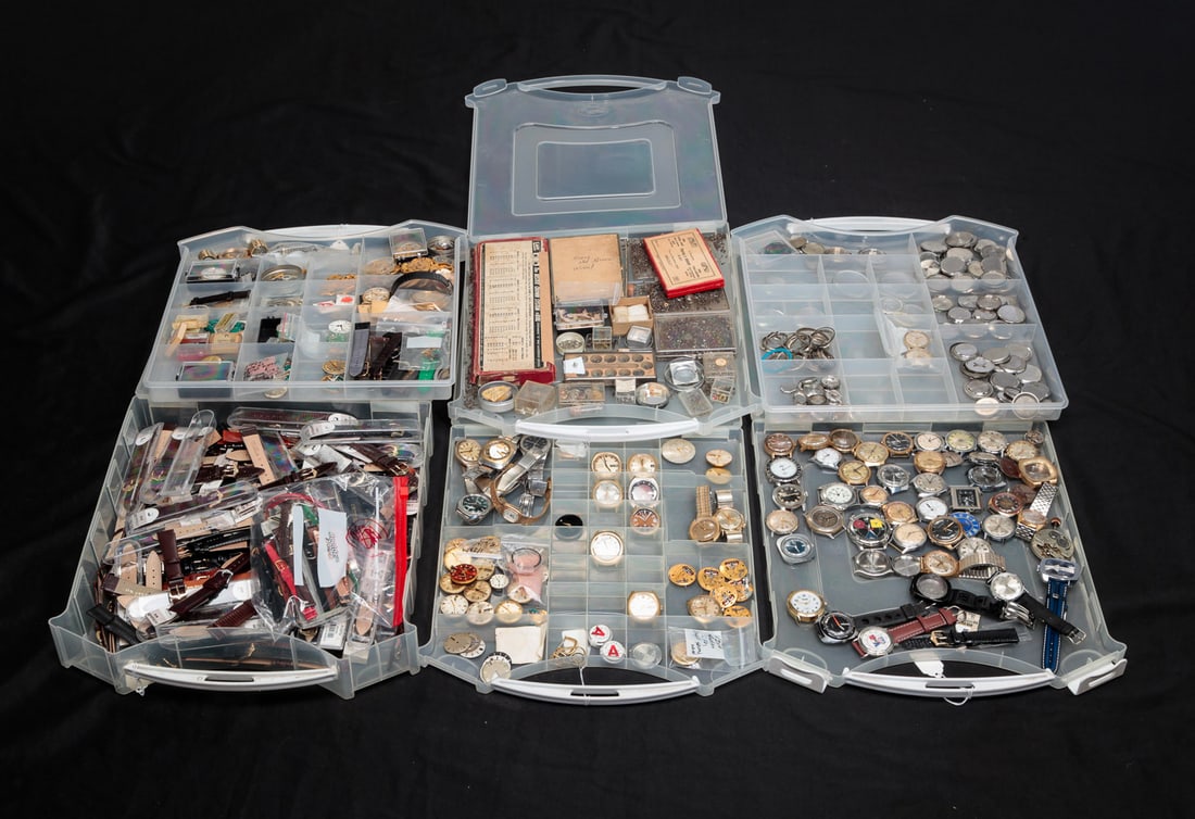 VINTAGE WRISTWATCHES, FINDINGS, BANDS, ETC. (1 of 7)