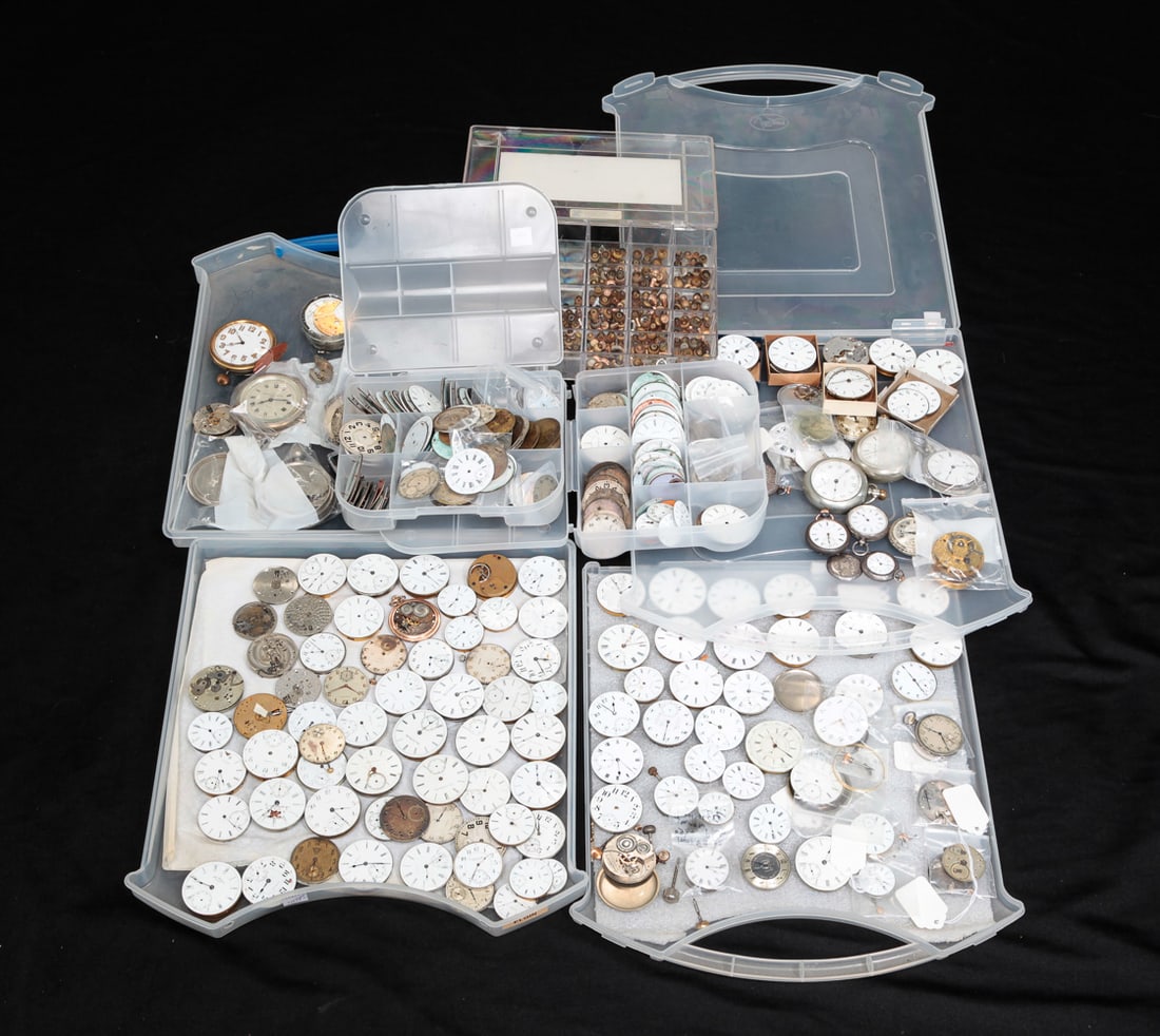 LARGE GROUP POCKET WATCH CASES AND PARTS. (1 of 6)