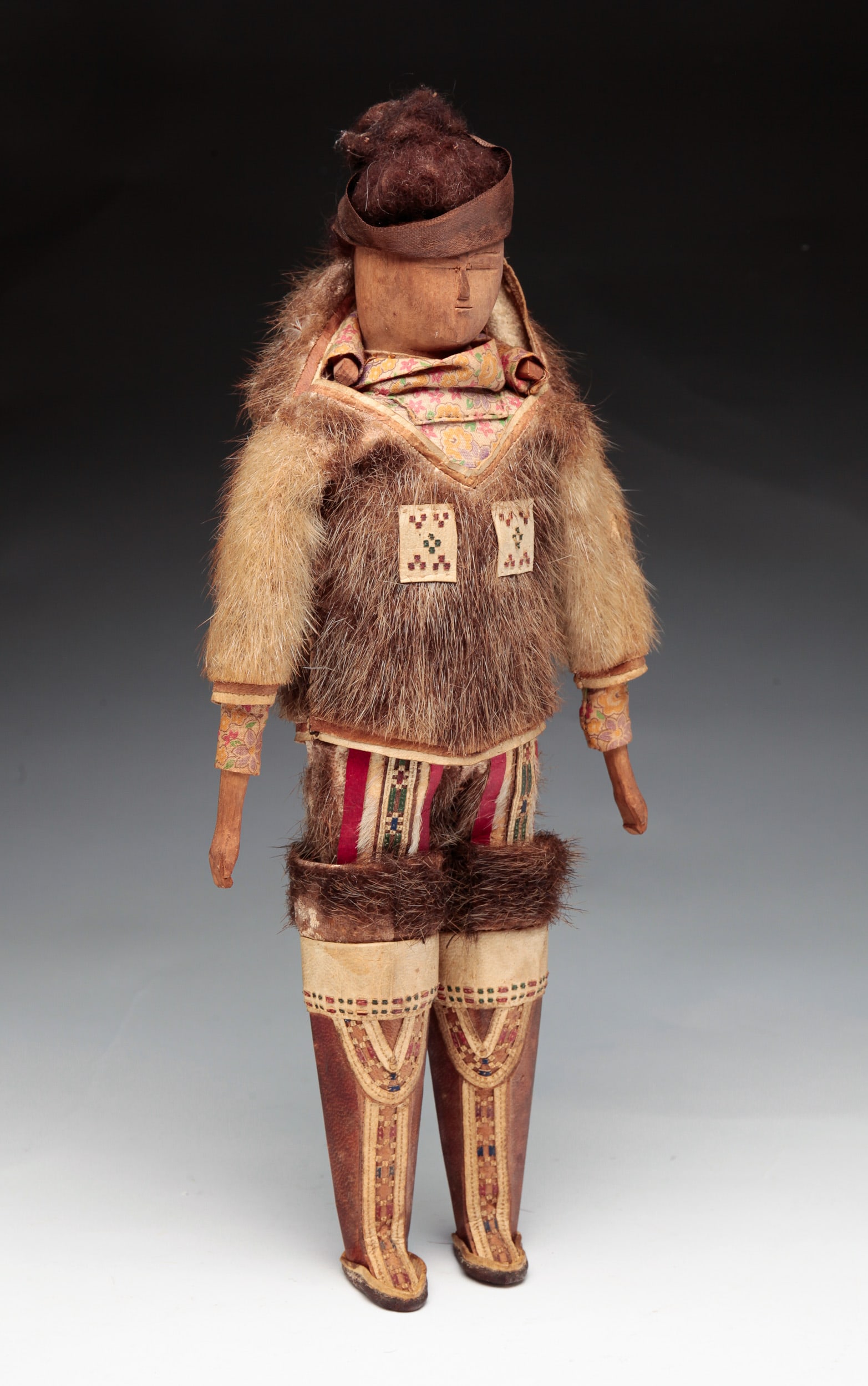 INUIT DOLL. (1 of 3)