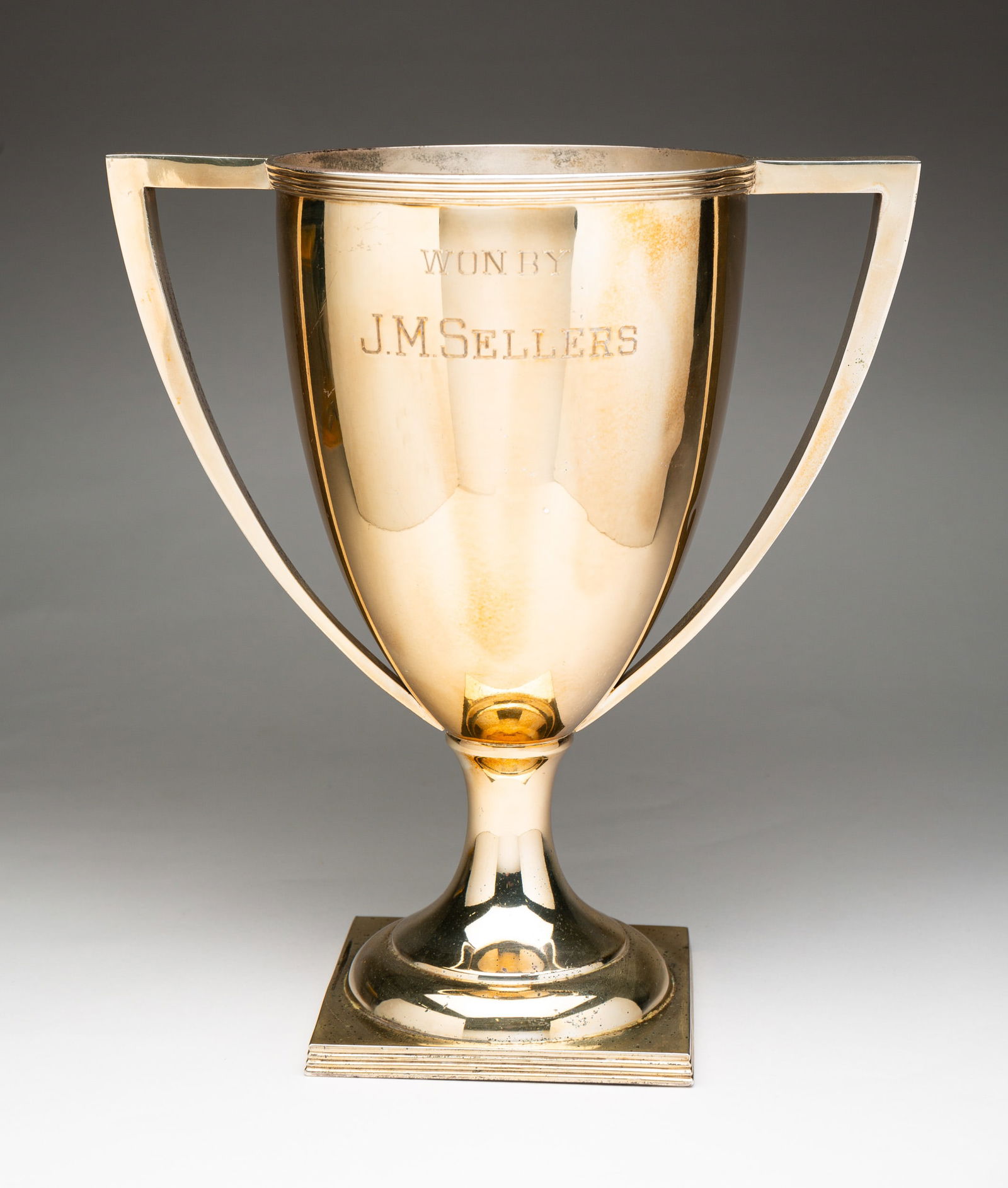 MERIDEN STERLING TROPHY. (1 of 8)