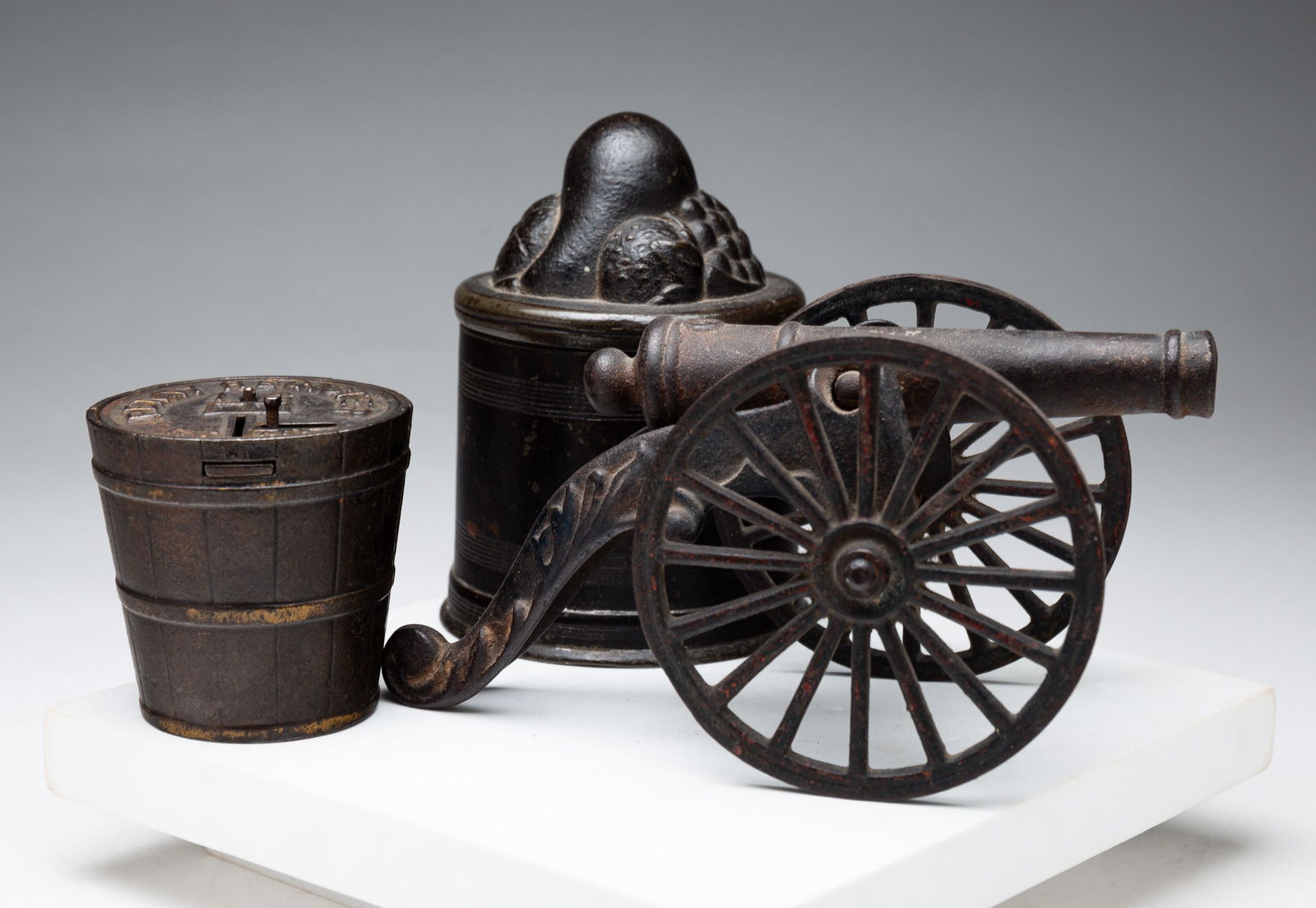 THREE PIECES OF CAST IRON. (1 of 8)