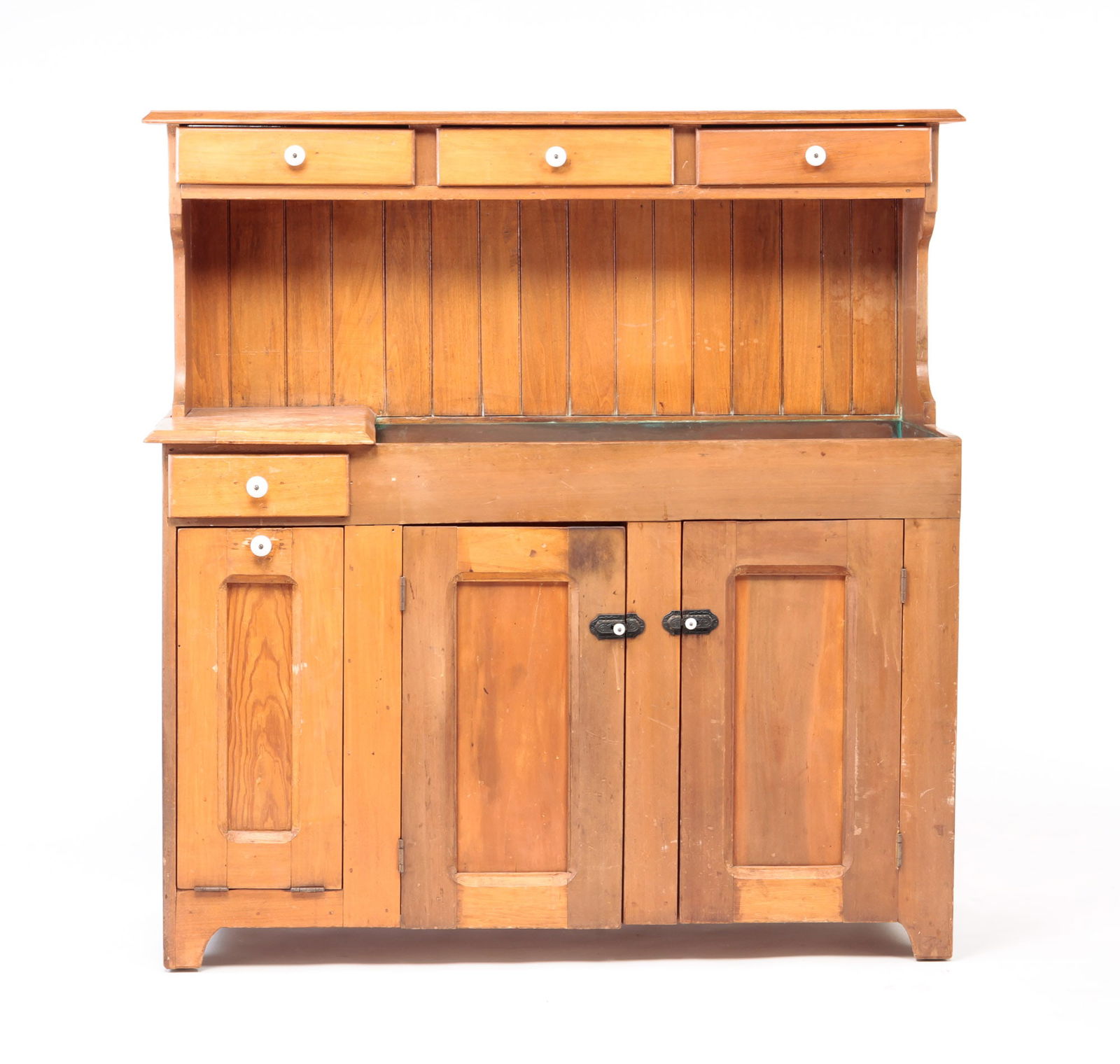 COUNTRY HIGH-BACK DRY SINK. (1 of 6)
