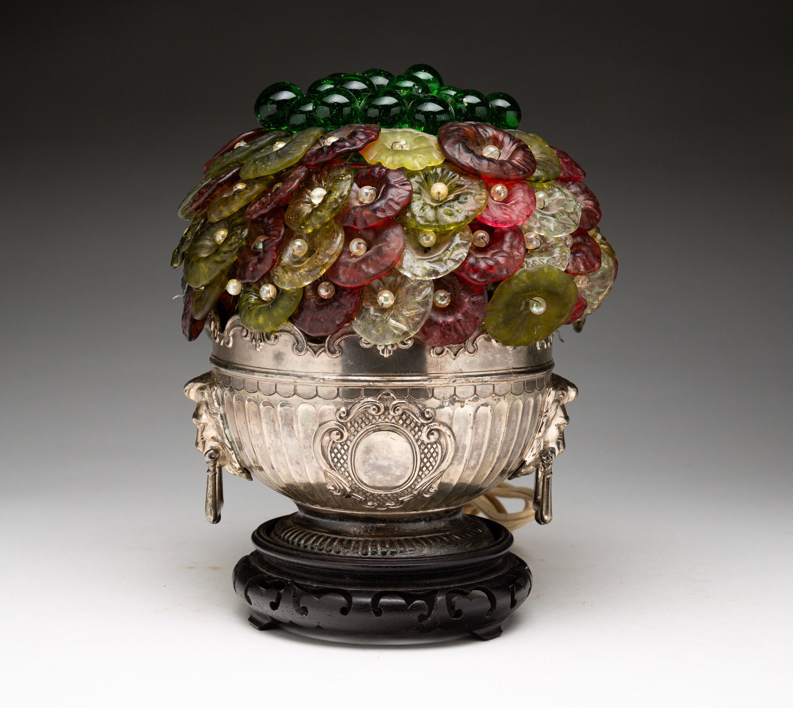 GLASS BUTTON BEAD TABLE LAMP. (1 of 6)