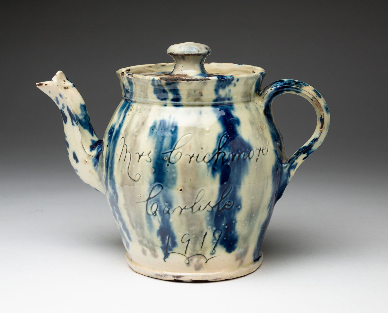 REDWARE PRESENTATION TEAPOT. (1 of 4)