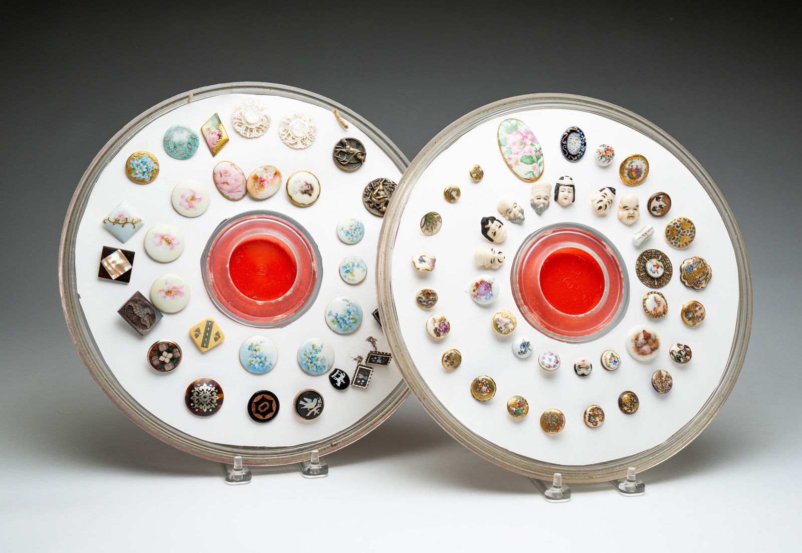 TWO GROUPS OF VINTAGE BUTTONS. (1 of 6)