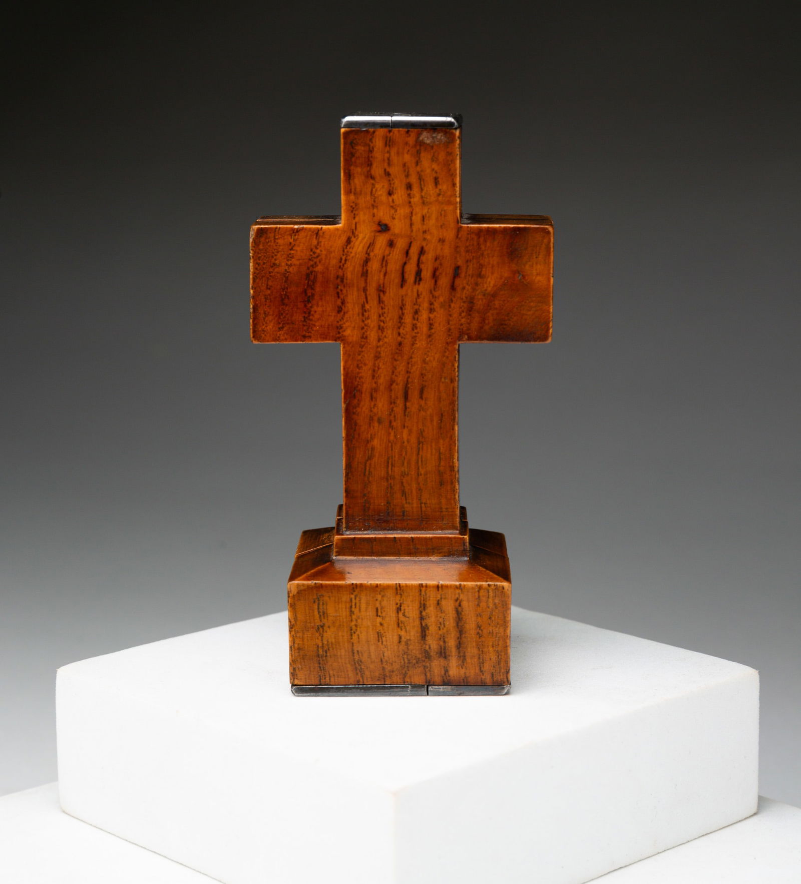 ORNATE KEY IN WOODEN CROSS BOX. (1 of 6)