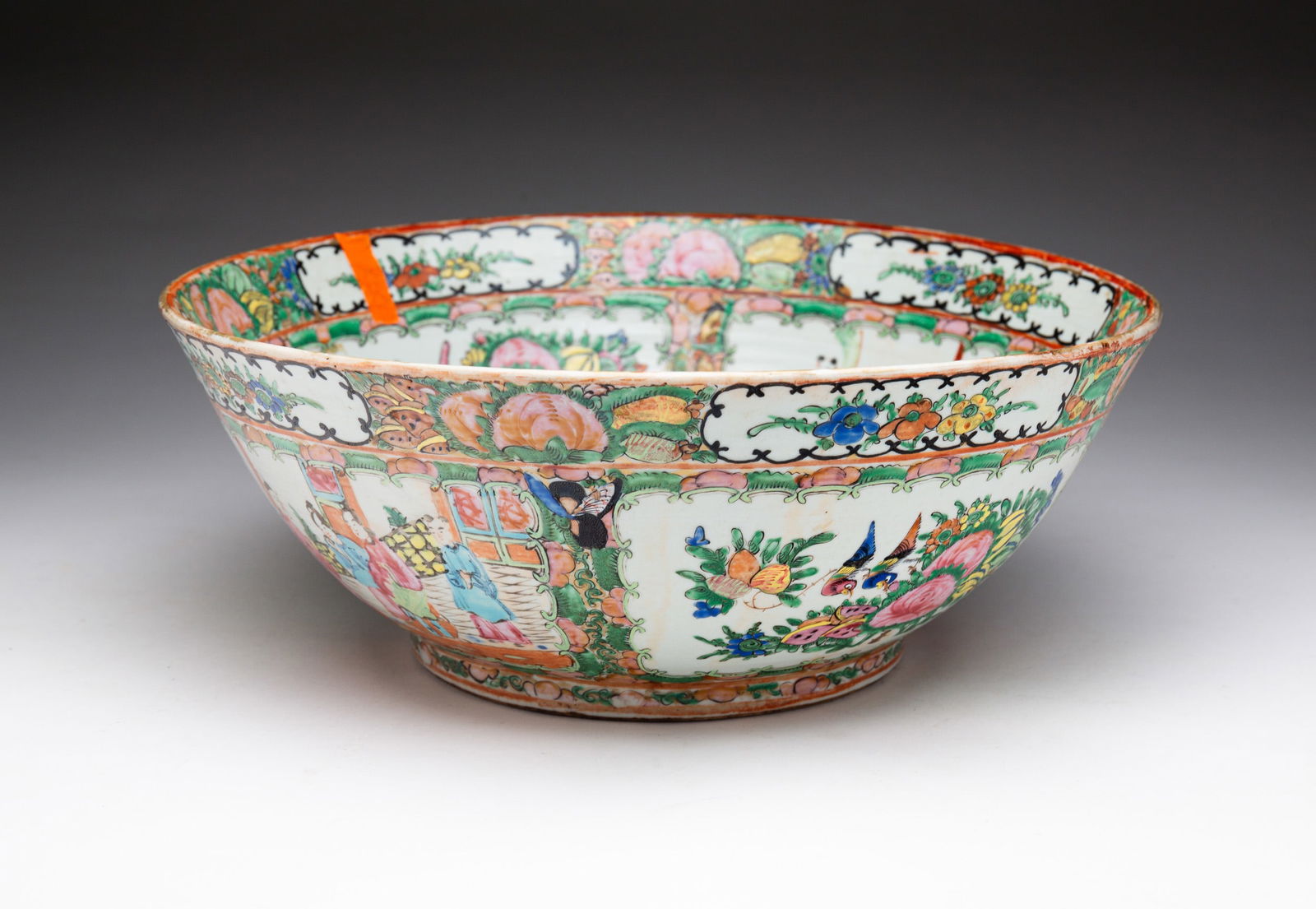 ROSE MEDALLION BOWL. (1 of 5)