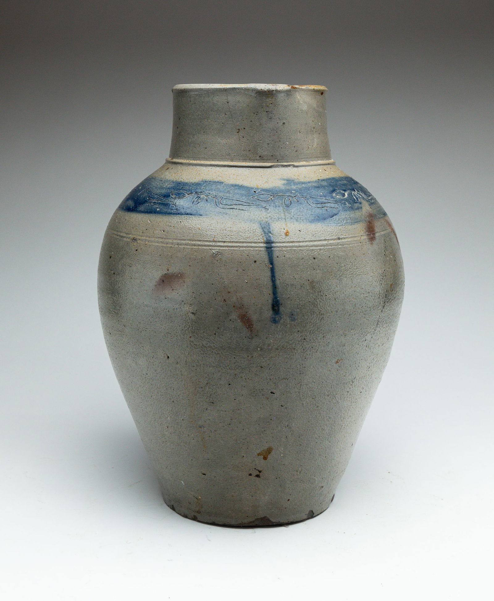 DECORATED STONEWARE PITCHER. (1 of 5)
