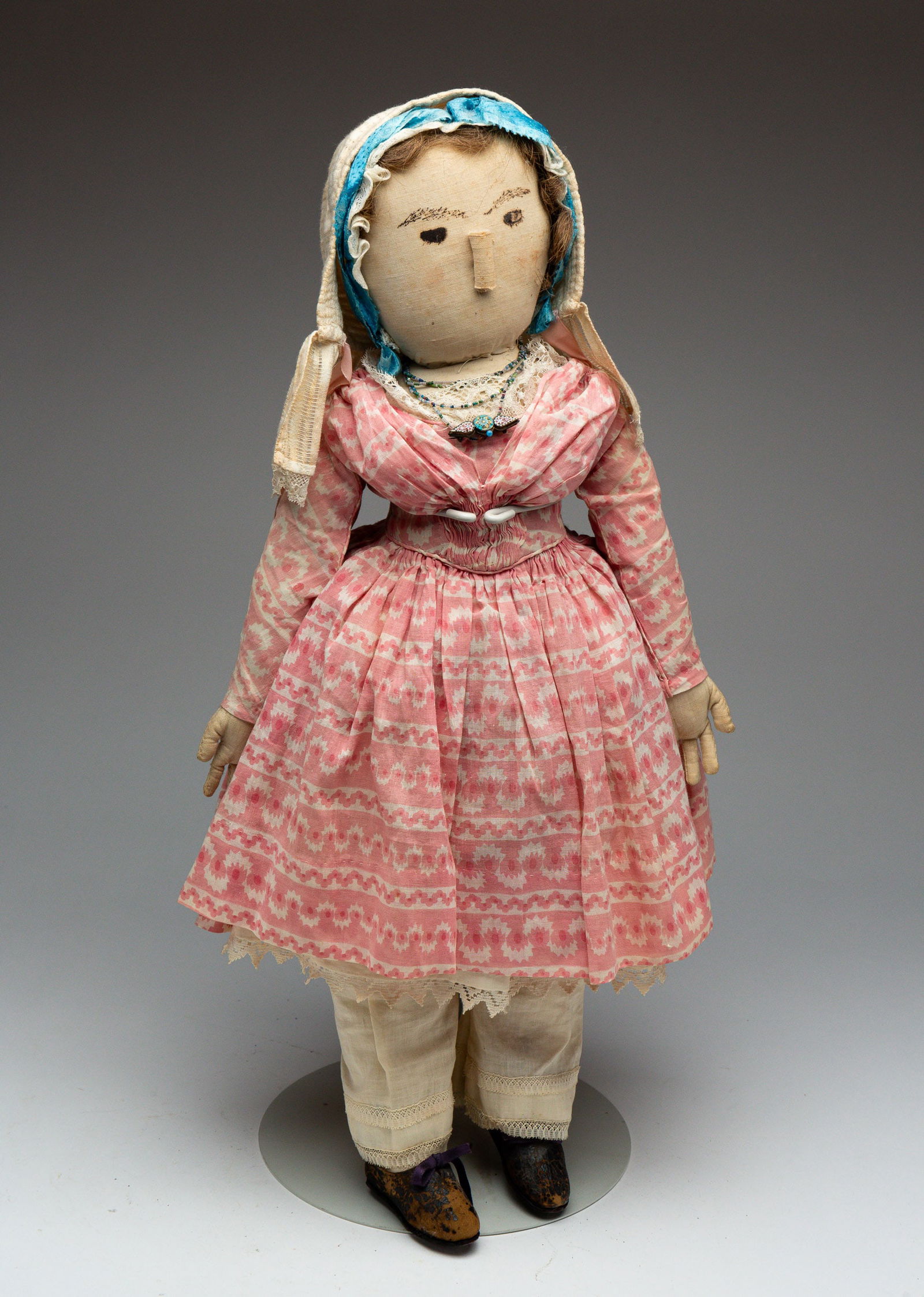 FOLK ART DOLL. (1 of 5)