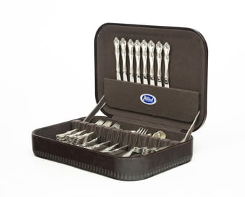 TOWLE STERLING SILVER "DEBUSSY" FLATWARE.