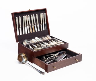 SET OF STERLING FLATWARE MARKED "AL".