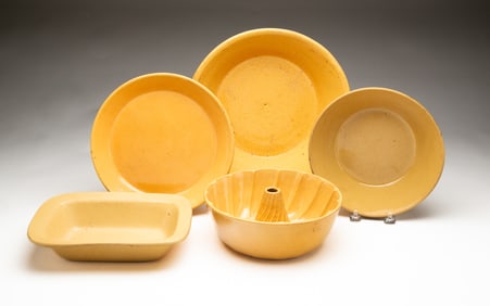 FIVE YELLOW WARE PIECES.