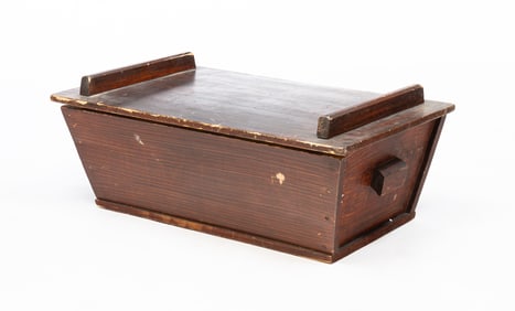 GRAIN-PAINTED LIDDED PINE DOUGH BOX.