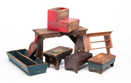 GROUP OF PRIMITIVE WOOD ITEMS.