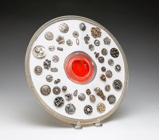 GROUP OF SILVER AND SILVER PLATE BUTTONS.