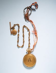 LADY ELGIN 18K HUNTER'S CASE POCKET WATCH.
