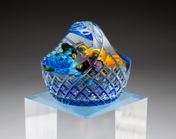 RAY BANFORD FLORAL BASKET PAPERWEIGHT.