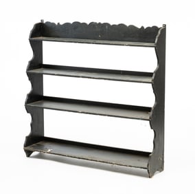 FOLKSY PAINTED SHELVES.