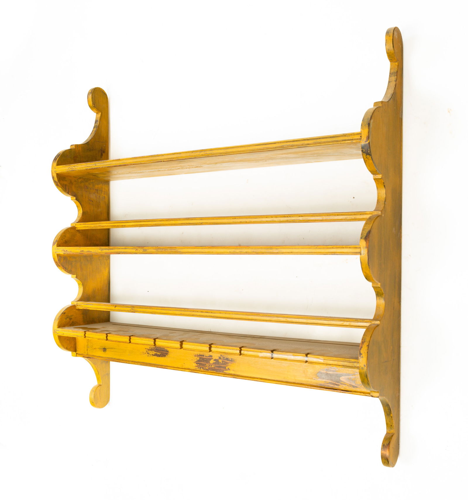 SET OF PAINTED HANGING SHELVES. (1 of 3)