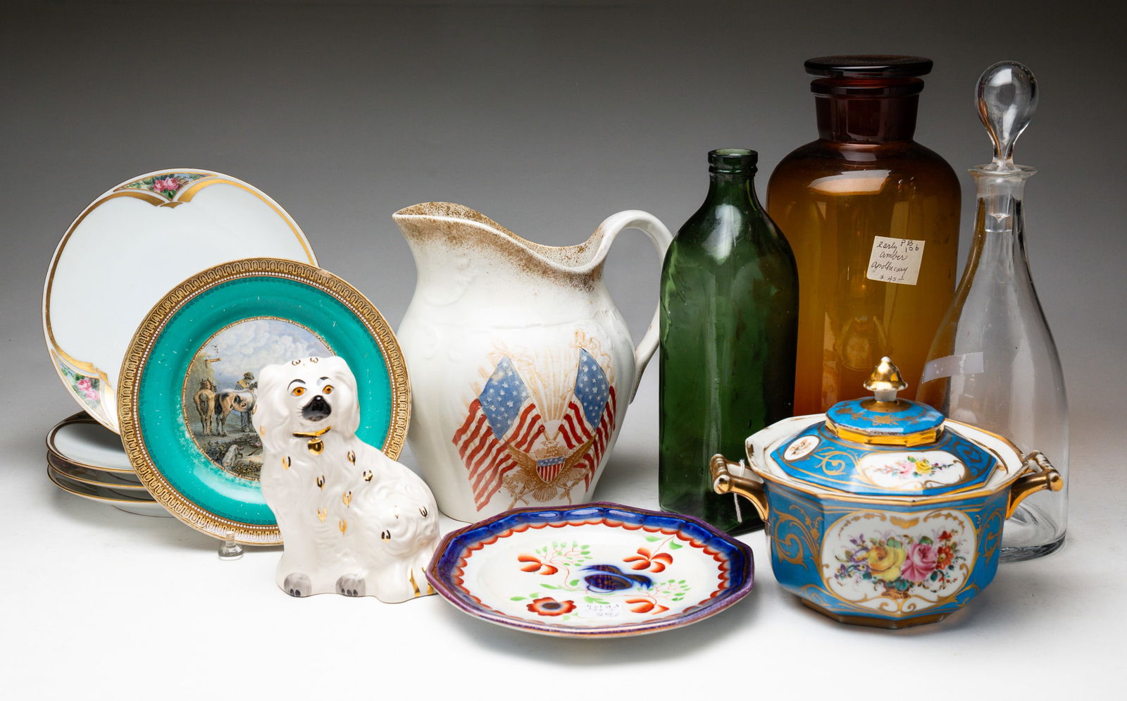 GROUPING OF GLASS AND CERAMICS. (1 of 8)