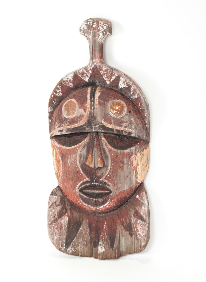 LARGE CARVED WOOD CEREMONIAL MASK. (1 of 5)