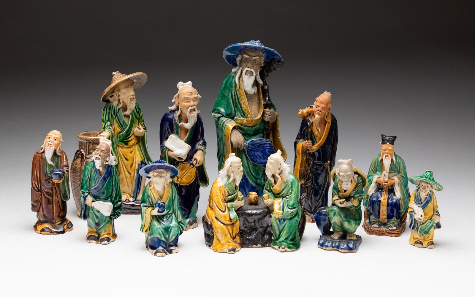 GROUPING OF MUD MEN FIGURINES. (1 of 3)