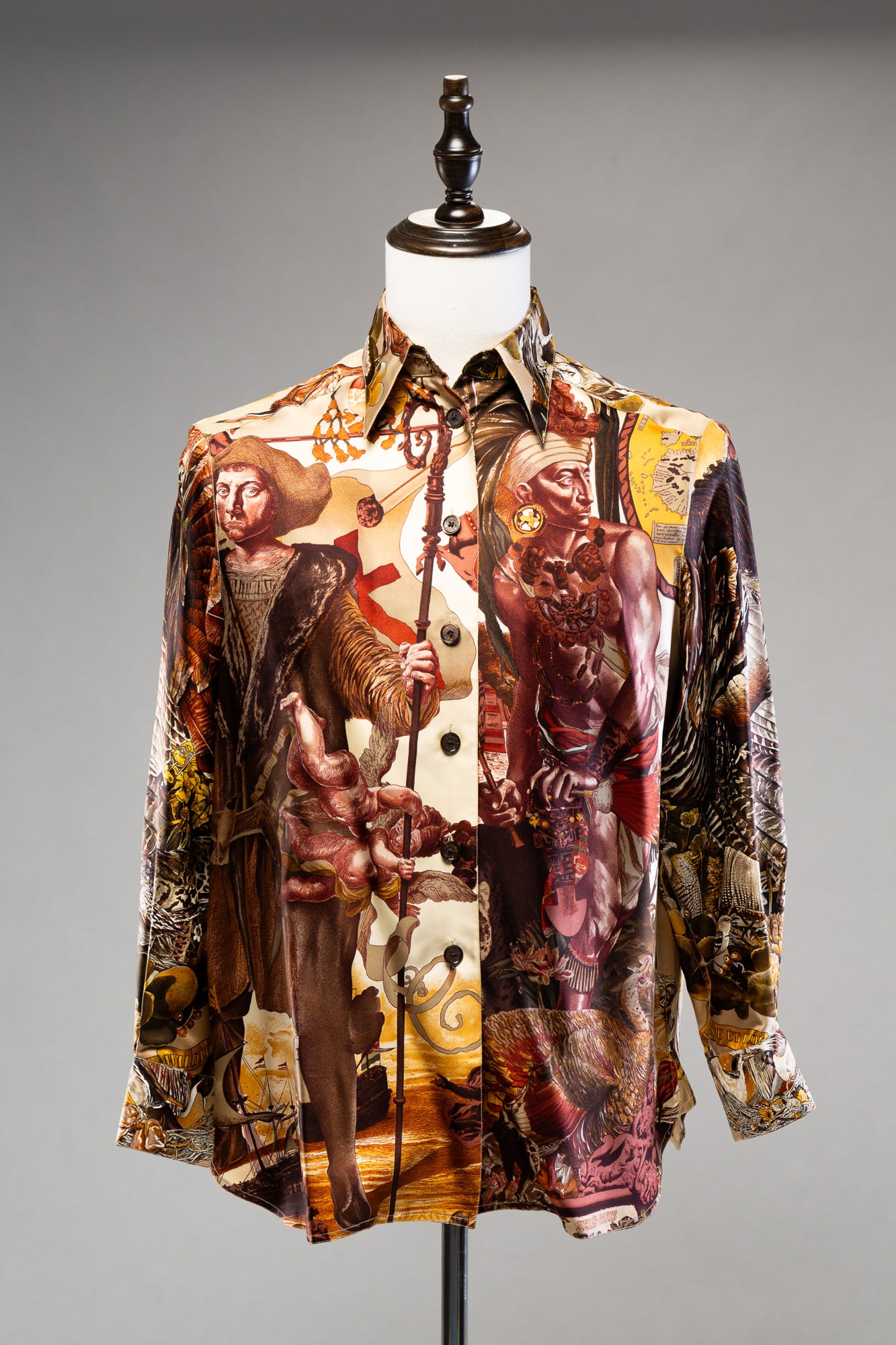 HERMES SILK THANKSGIVING BLOUSE. (1 of 5)