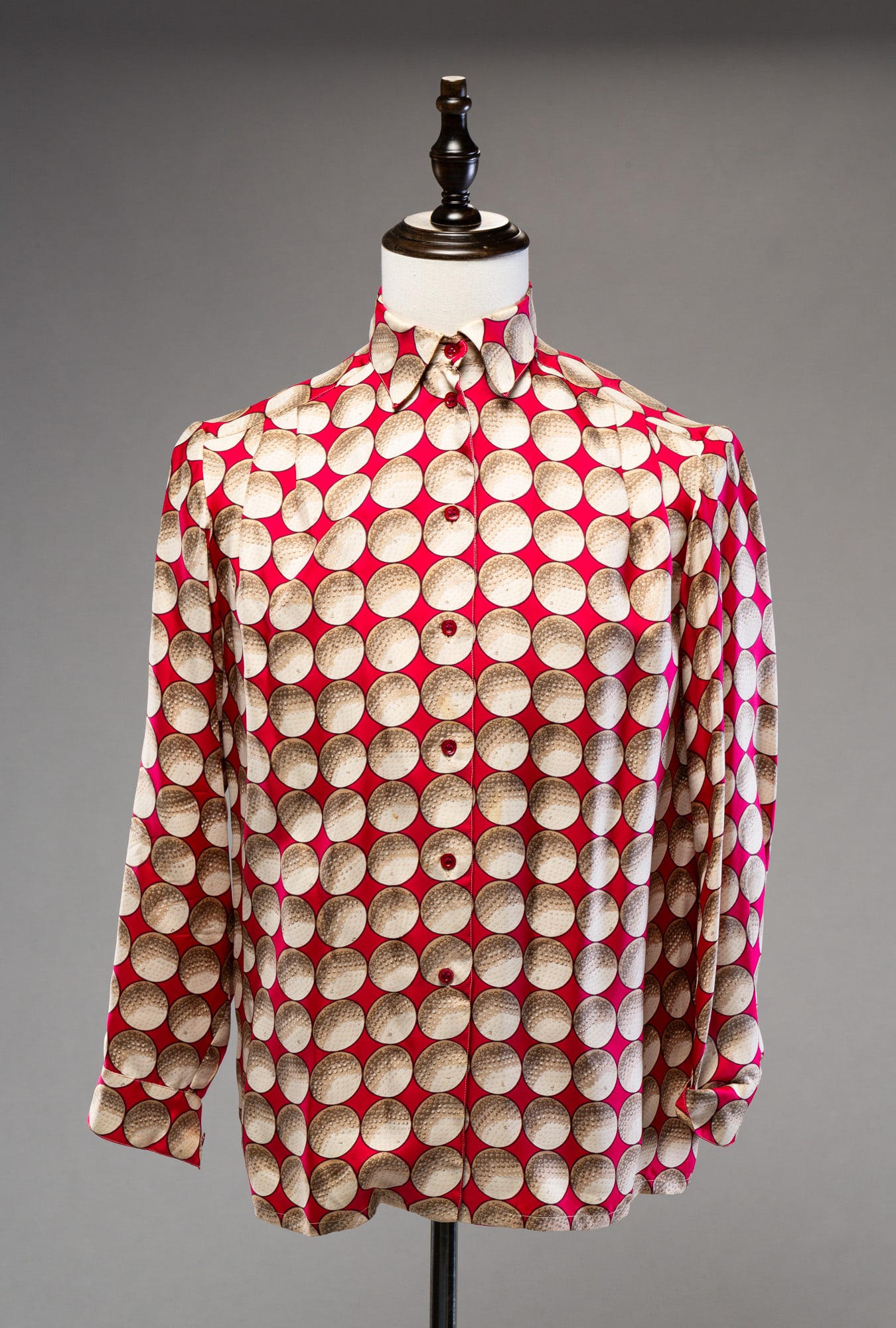 HERMES SILK GOLF MOTIF BLOUSE. (1 of 4)