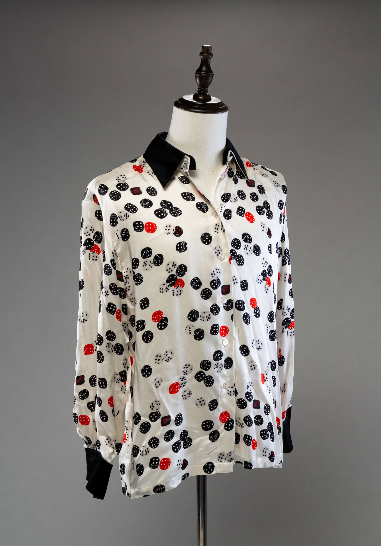 THREE ESCADA SILK BLOUSES. (1 of 9)