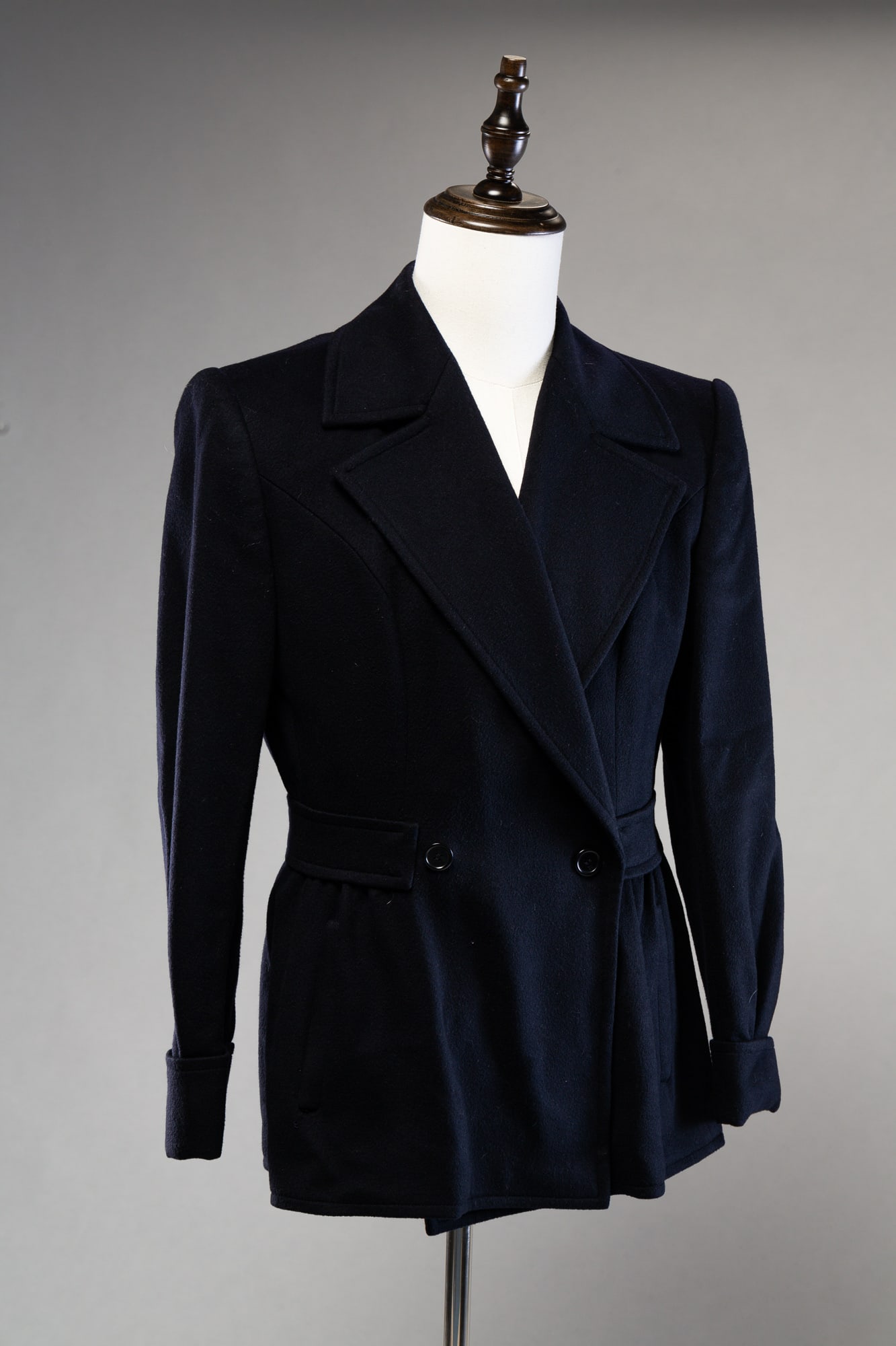 GUCCI WOMEN'S JACKET. (1 of 3)