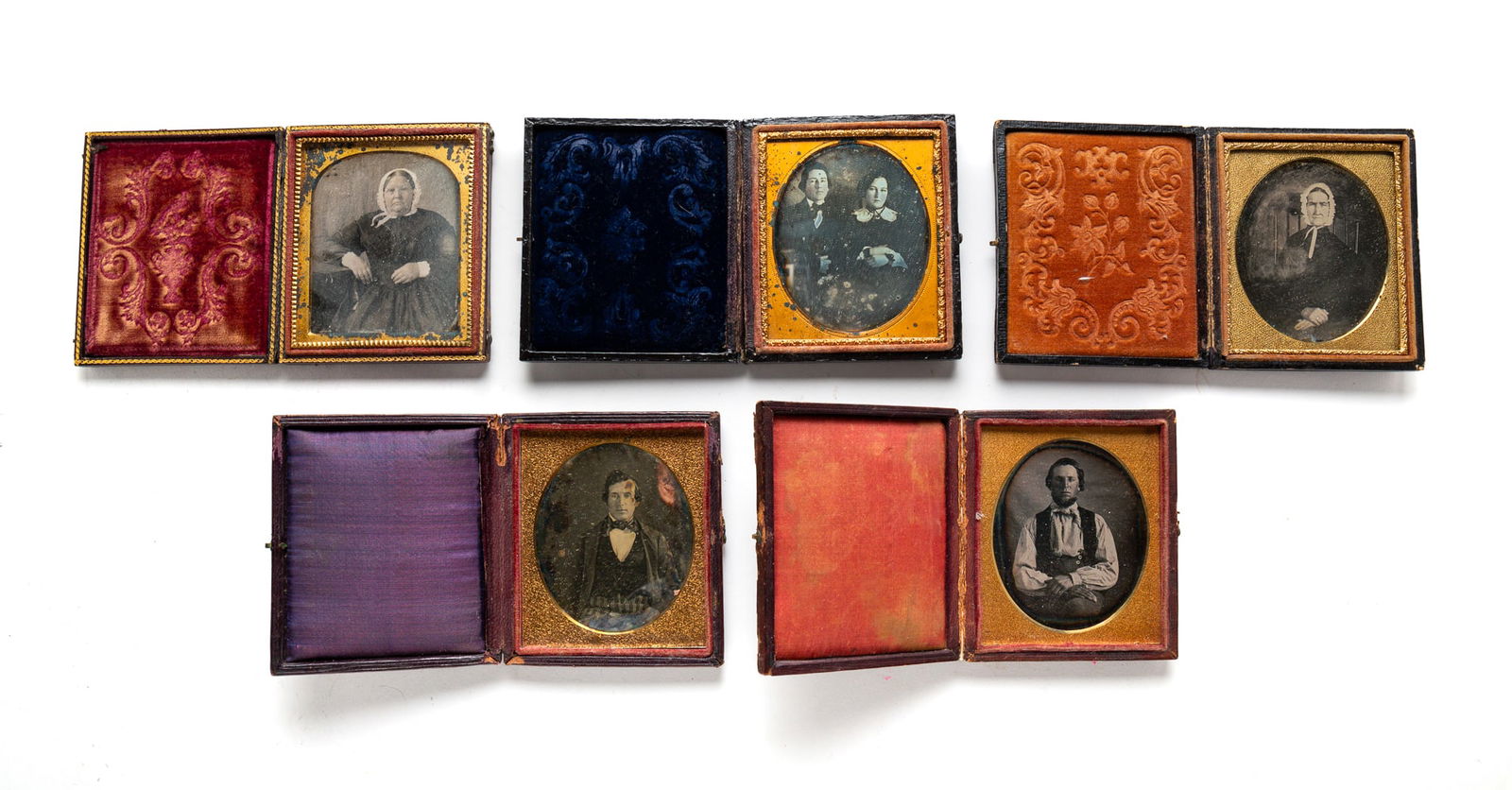 FIVE SIXTH PLATE CASED PORTRAIT IMAGES. (1 of 7)